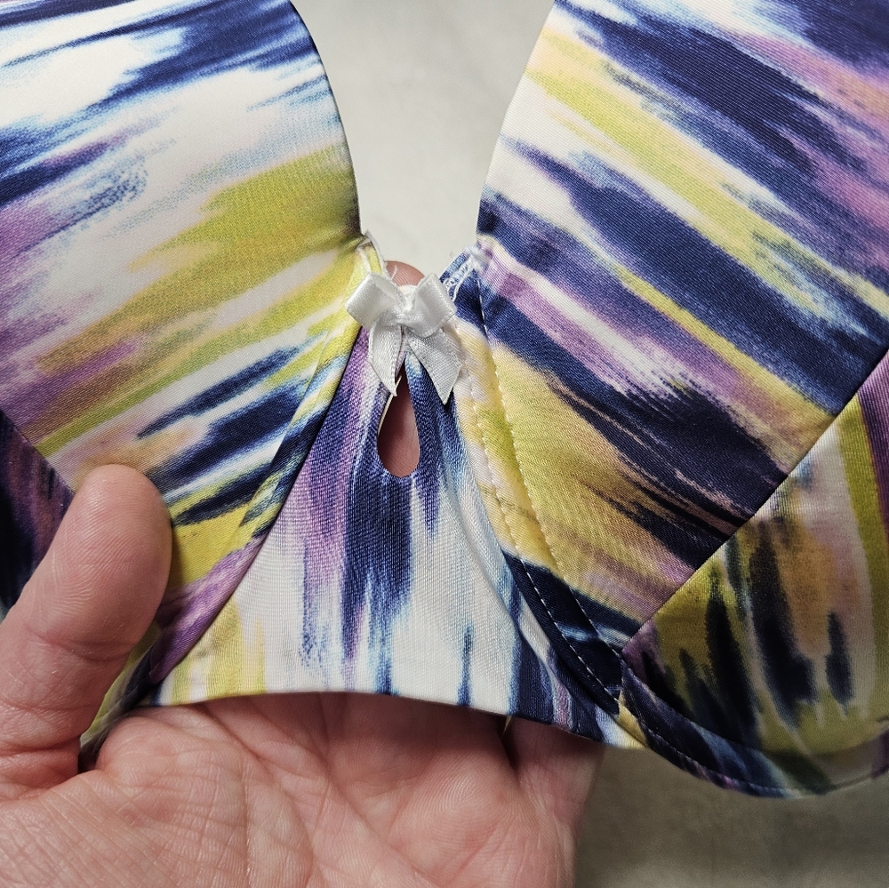 Torrid Multicolor Bra - Picture 2 of 4
